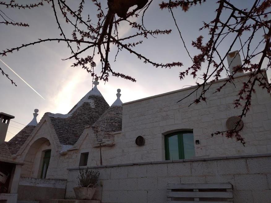 Trullo Le Tre Sorelle Cisternino Ngoại thất bức ảnh