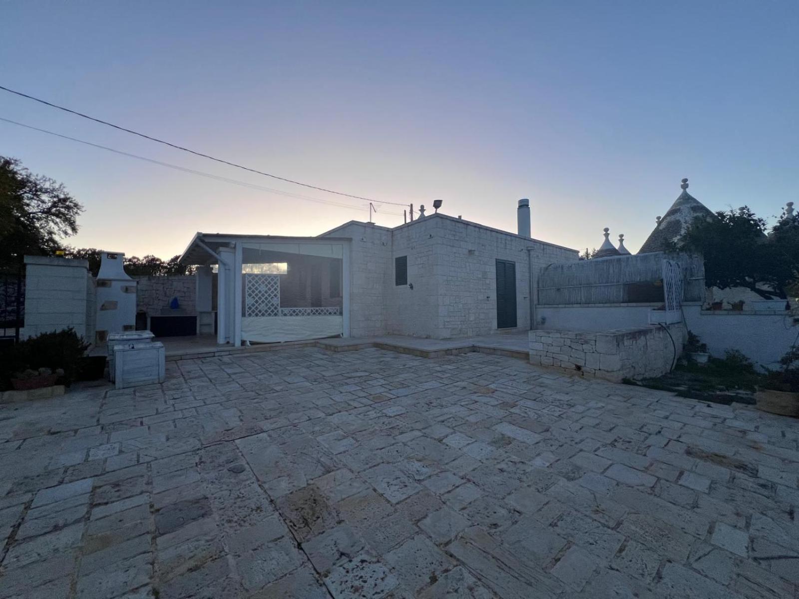 Trullo Le Tre Sorelle Cisternino Ngoại thất bức ảnh