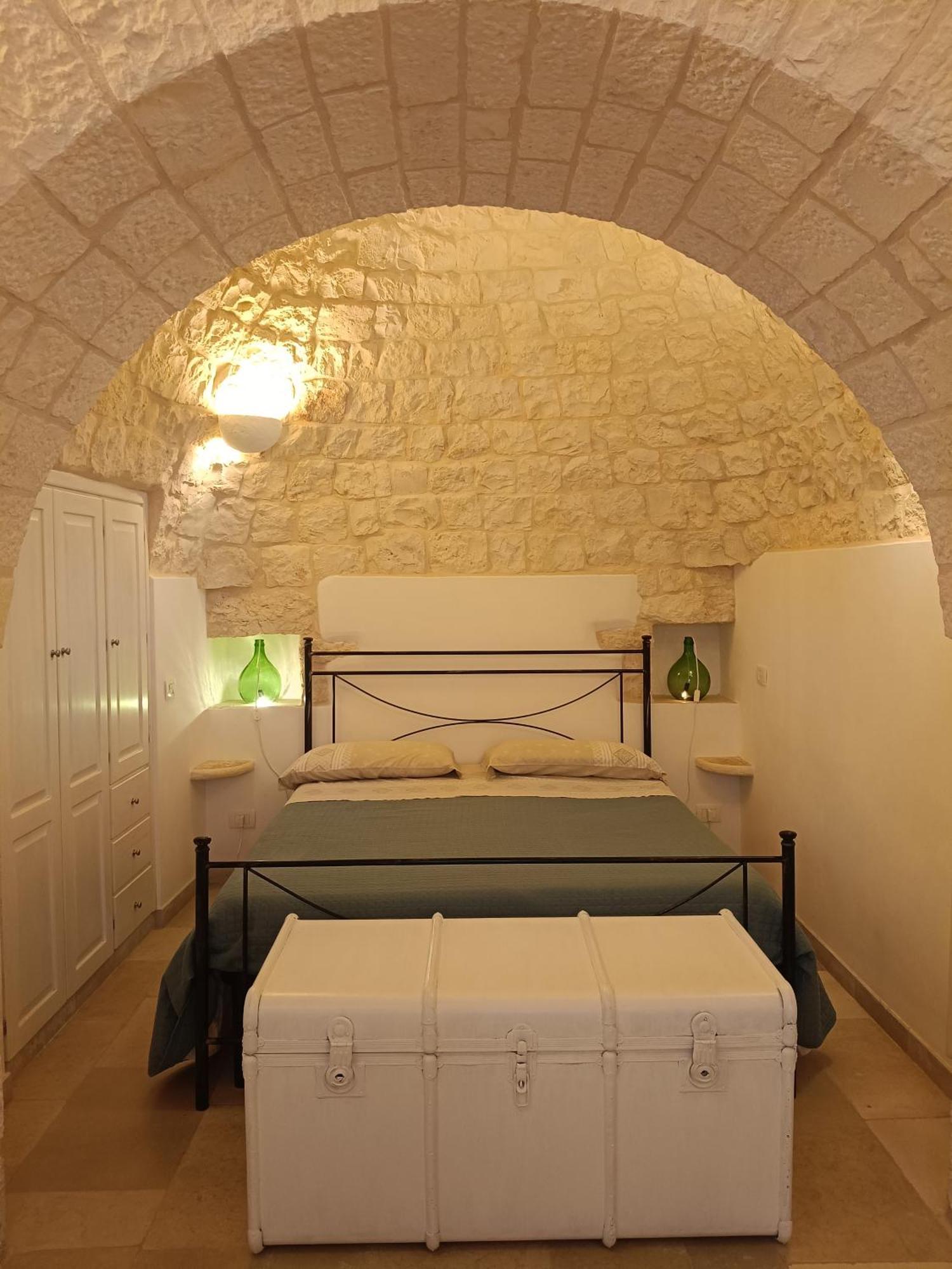 Trullo Le Tre Sorelle Cisternino Ngoại thất bức ảnh