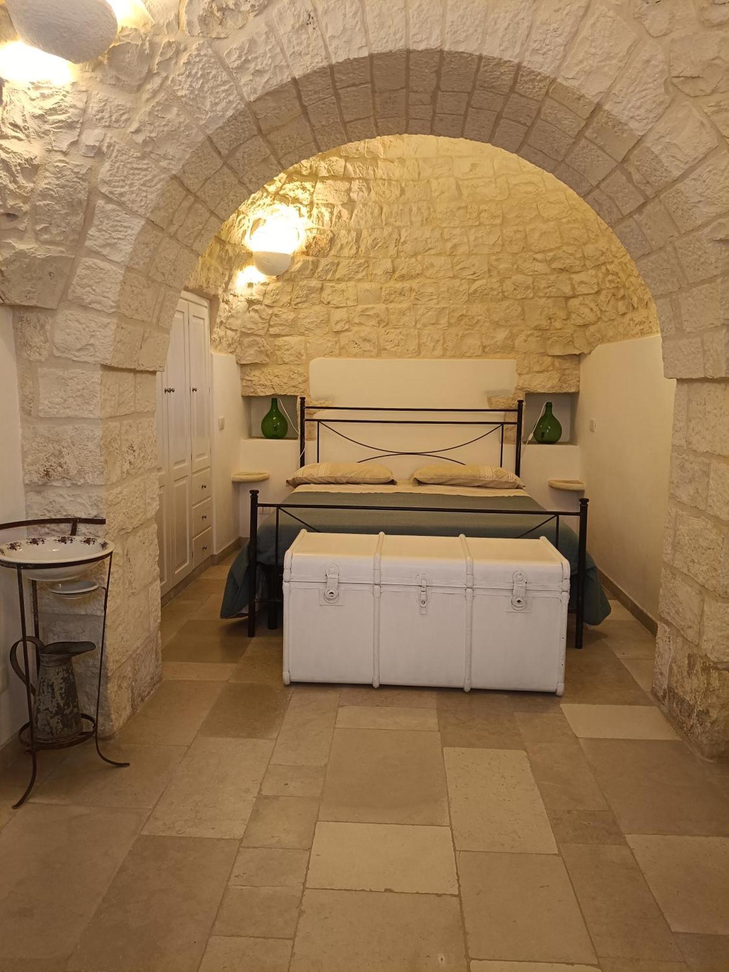 Trullo Le Tre Sorelle Cisternino Ngoại thất bức ảnh