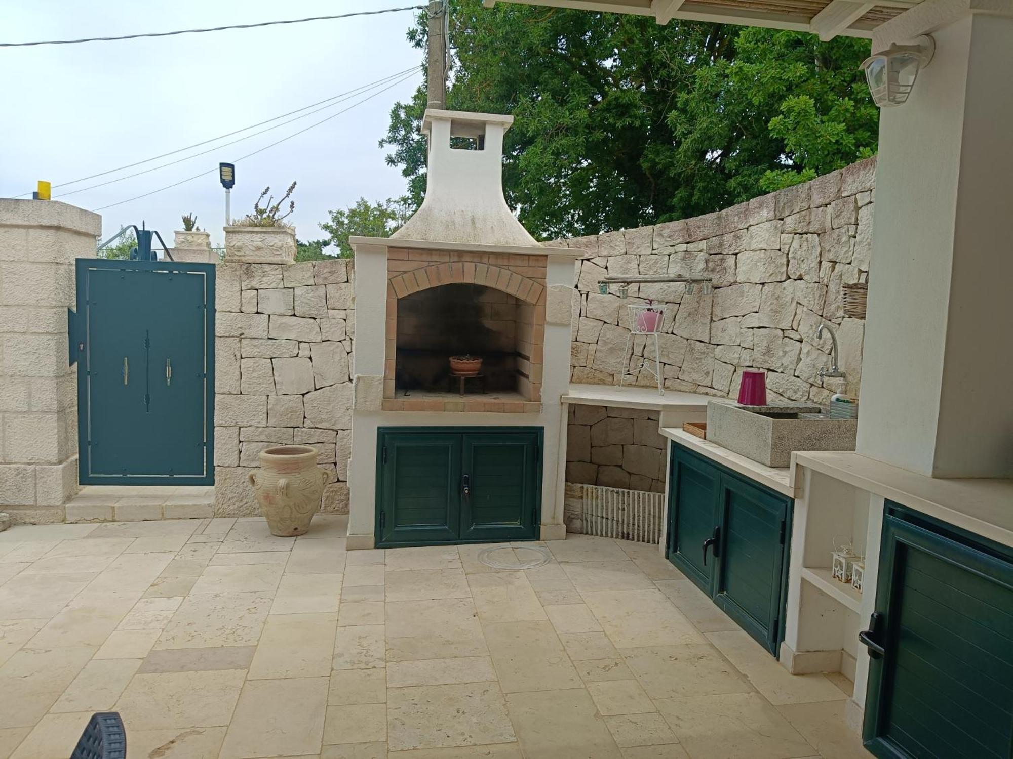 Trullo Le Tre Sorelle Cisternino Ngoại thất bức ảnh