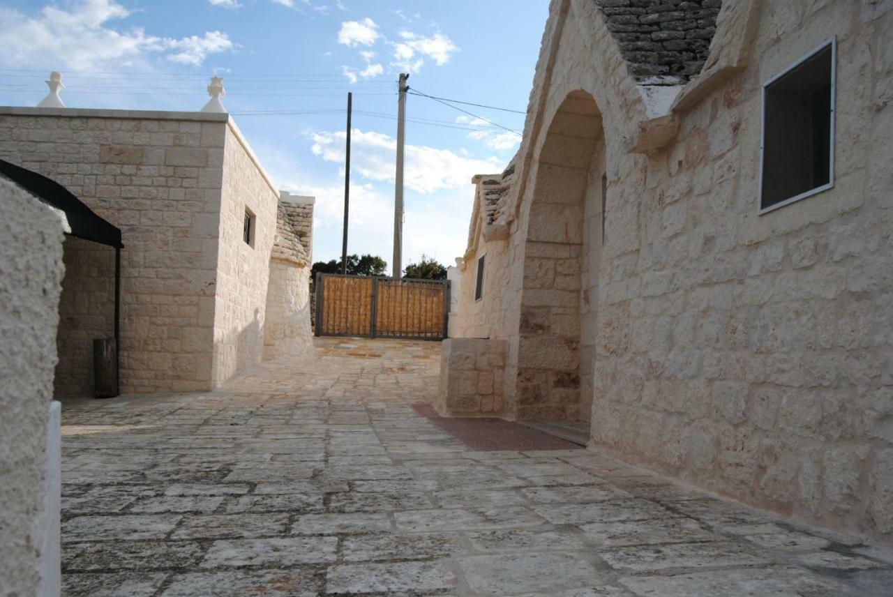 Trullo Le Tre Sorelle Cisternino Ngoại thất bức ảnh