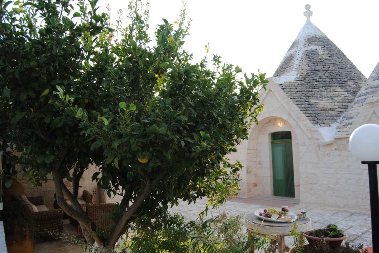 Trullo Le Tre Sorelle Cisternino Ngoại thất bức ảnh