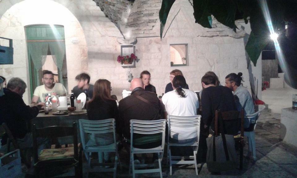 Trullo Le Tre Sorelle Cisternino Ngoại thất bức ảnh