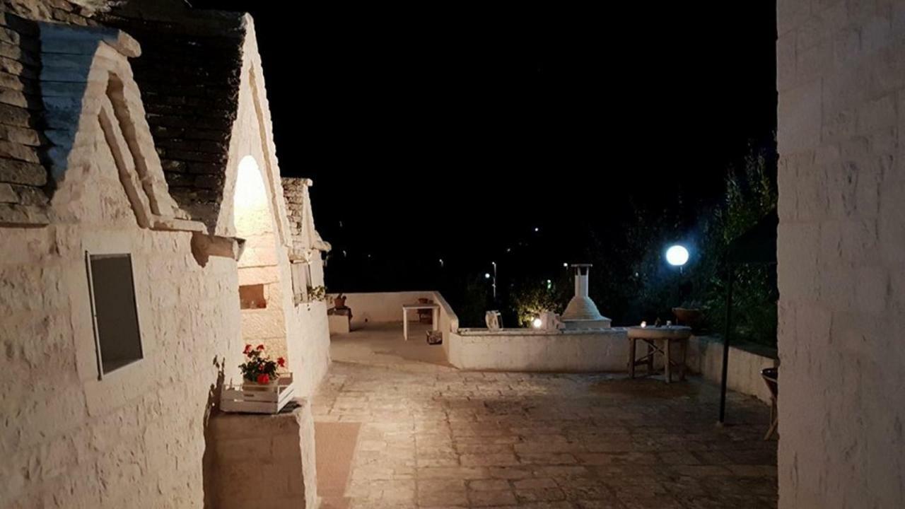 Trullo Le Tre Sorelle Cisternino Ngoại thất bức ảnh