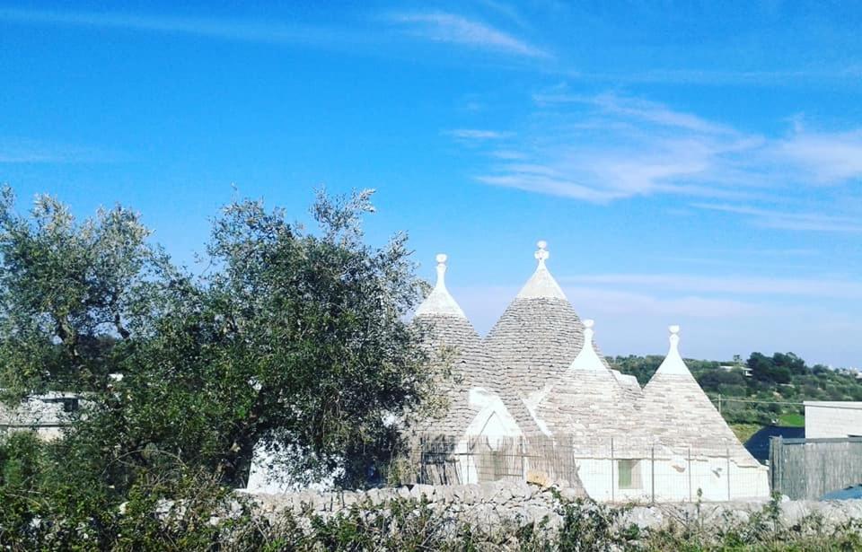 Trullo Le Tre Sorelle Cisternino Ngoại thất bức ảnh