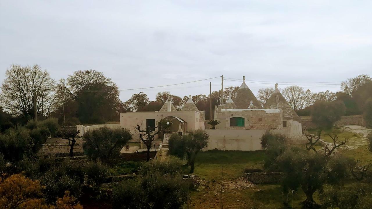 Trullo Le Tre Sorelle Cisternino Ngoại thất bức ảnh
